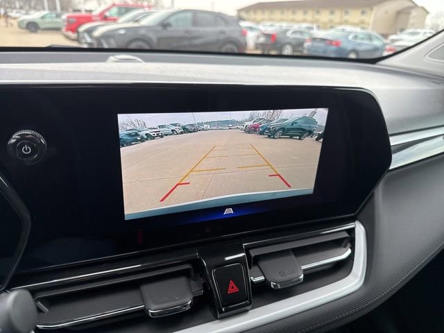 Used 2024 Chevrolet TrailBlazer LT w/ LT Cold Weather Package FWD image 54