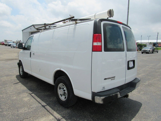 Used 2014 Chevrolet Express 2500 RWD image 5