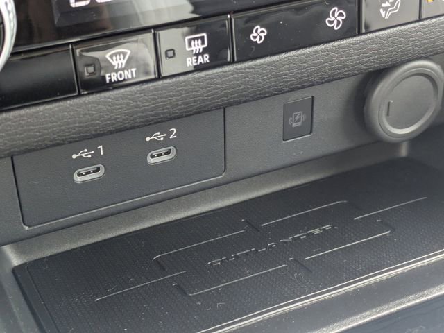 New 2026 Mitsubishi Outlander SE FWD image 22