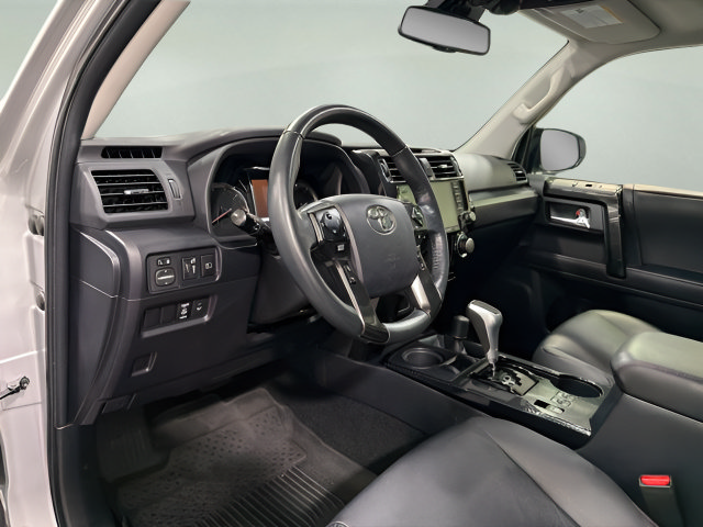 Used 2023 Toyota 4Runner TRD Off-Road Premium w/ Moonroof Package AWD/4WD image 10