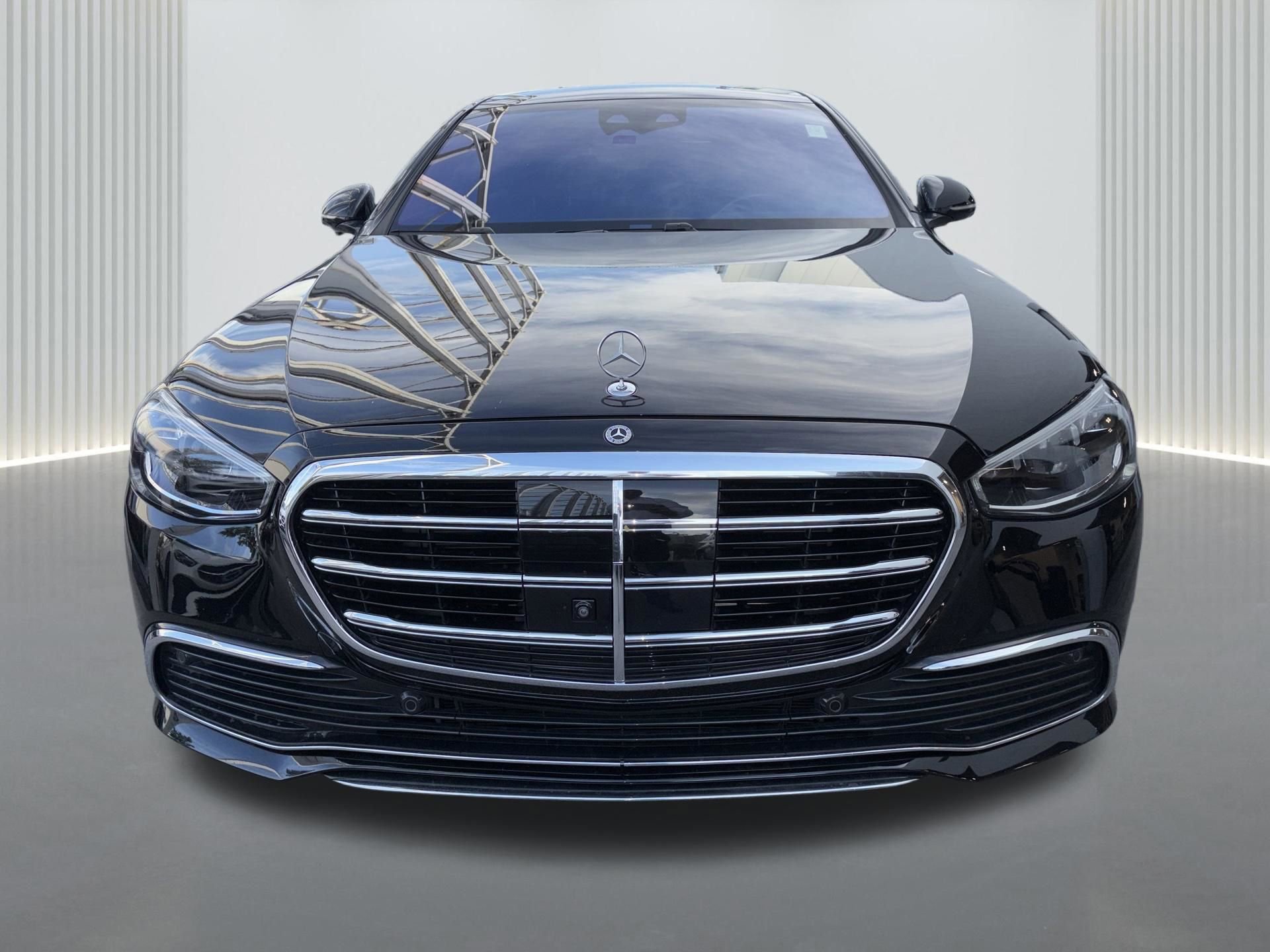 Used 2021 Mercedes-Benz S 580 4MATIC Sedan image 1