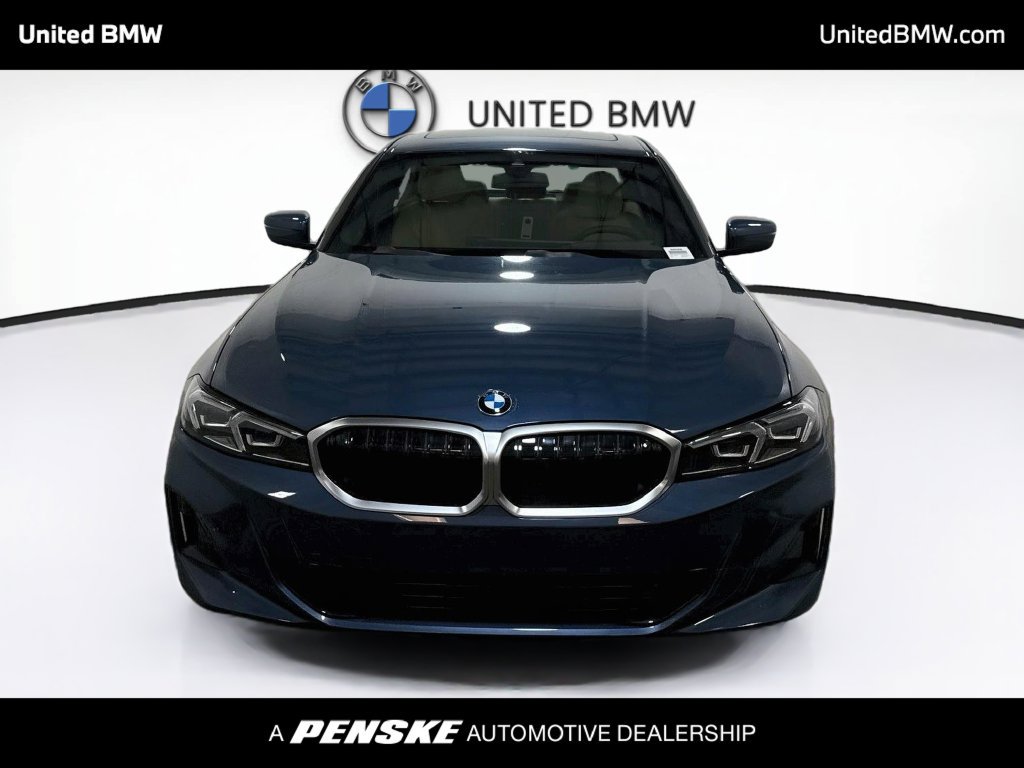 New 2026 BMW 330i Sedan w/ Convenience Package RWD image 2