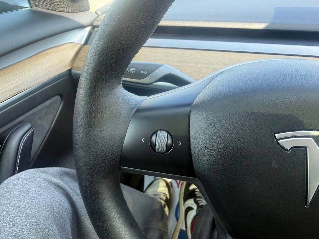 Used 2022 Tesla Model 3 Long Range AWD/4WD image 19