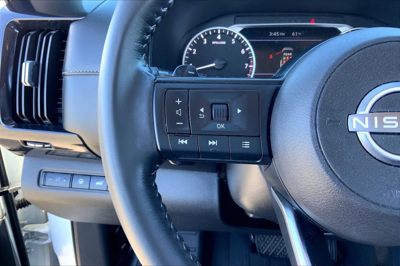 Used 2025 Nissan Pathfinder SV w/ Cargo Package FWD image 23