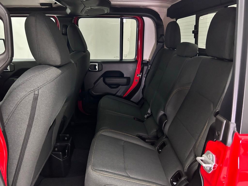 New 2025 Jeep Gladiator Sport image 16