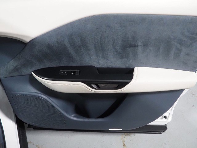 Used 2023 Lexus RZ 450e Luxury w/ Accessory Package (Z1) image 56