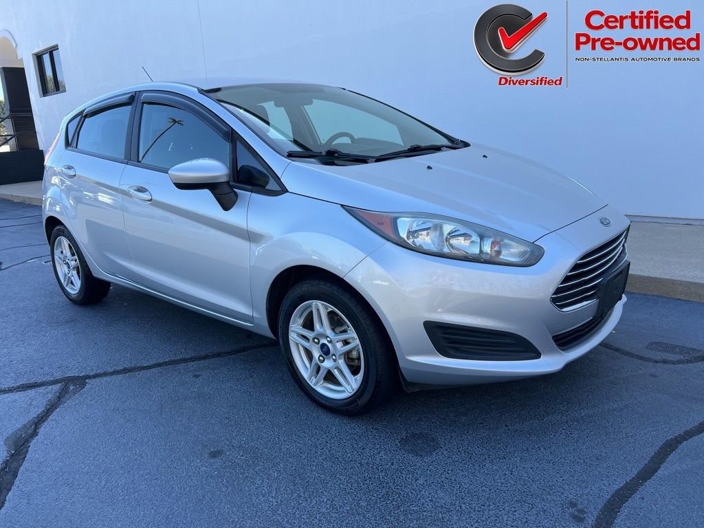Used 2019 Ford Fiesta SE FWD image 2