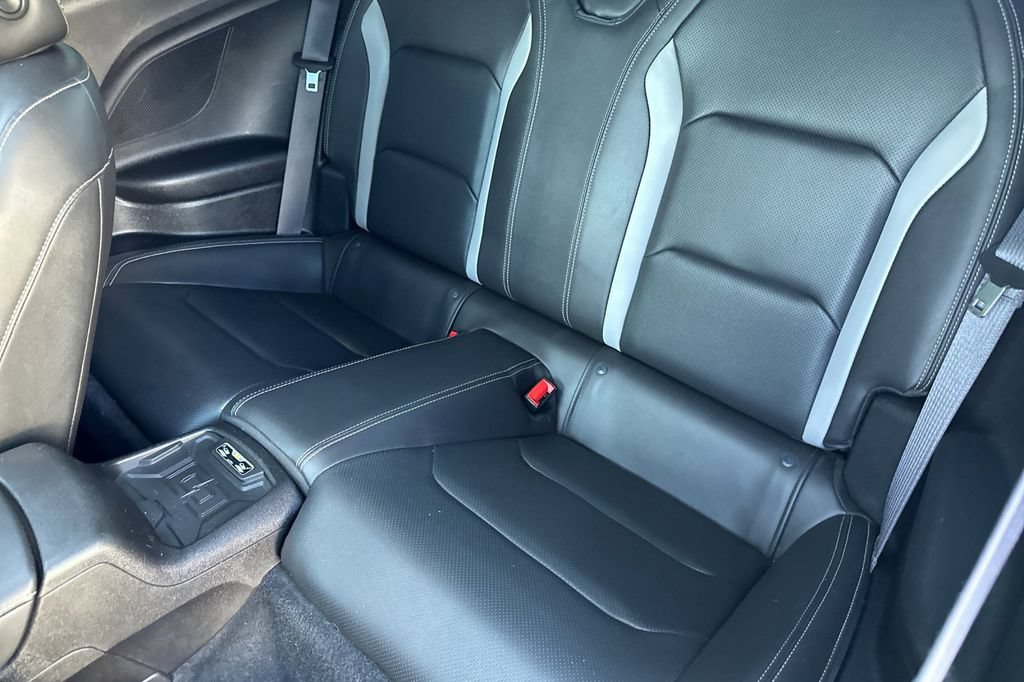 Used 2016 Chevrolet Camaro SS RWD image 12