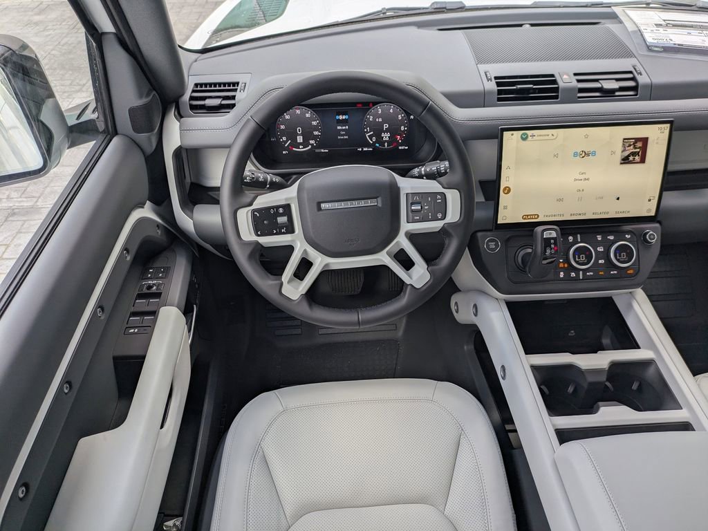 New 2026 Land Rover Defender 110 X-Dynamic SE image 17