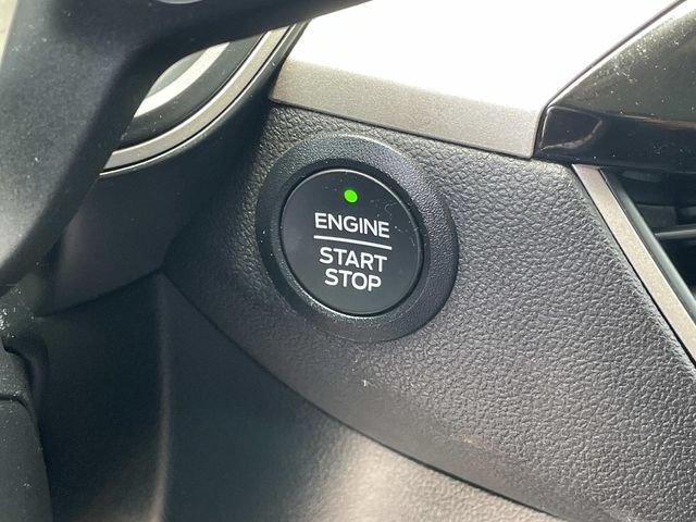 Used 2022 Ford Escape SE FWD image 17