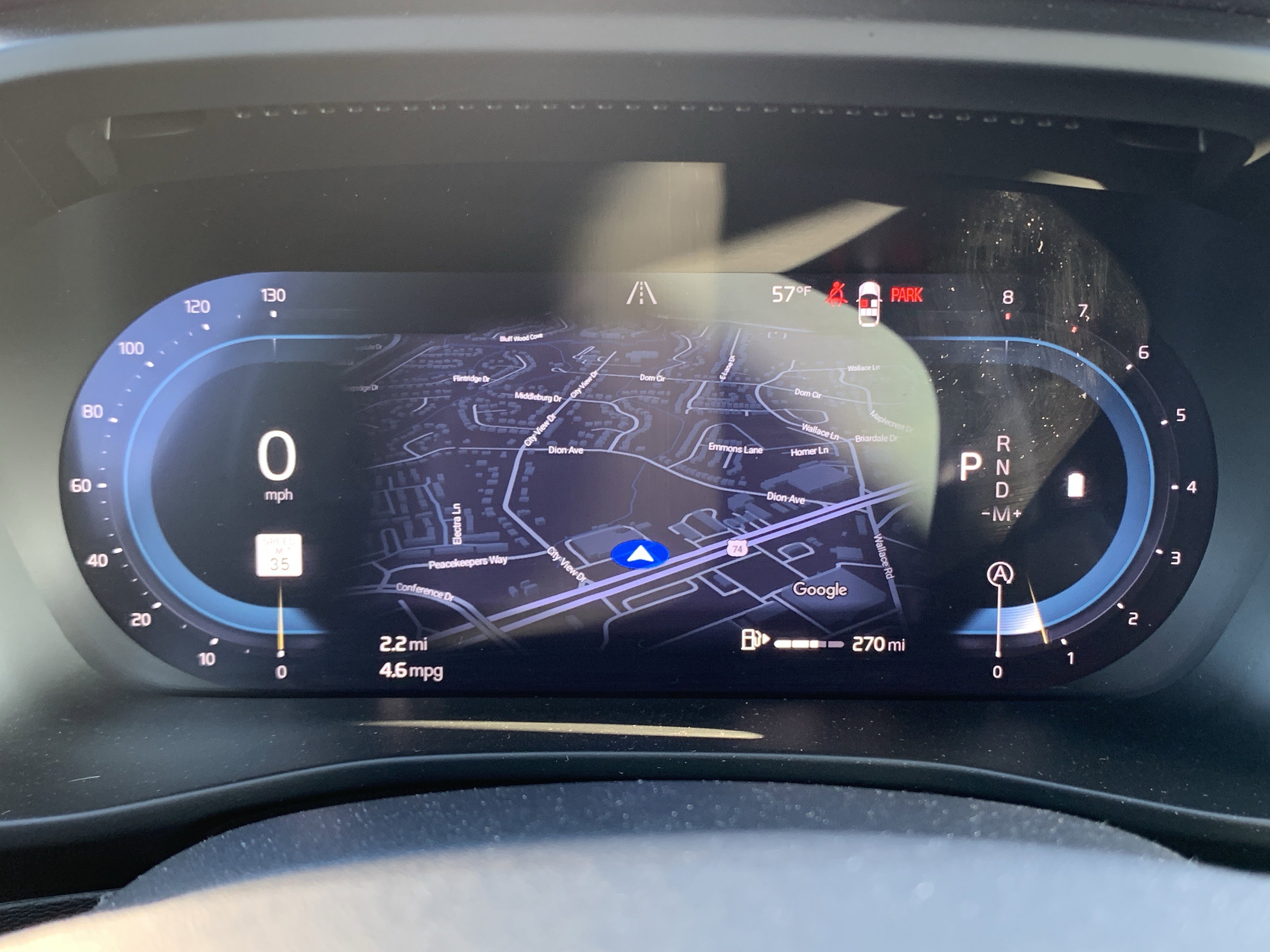 Used 2025 Volvo XC40 B5 Plus image 21