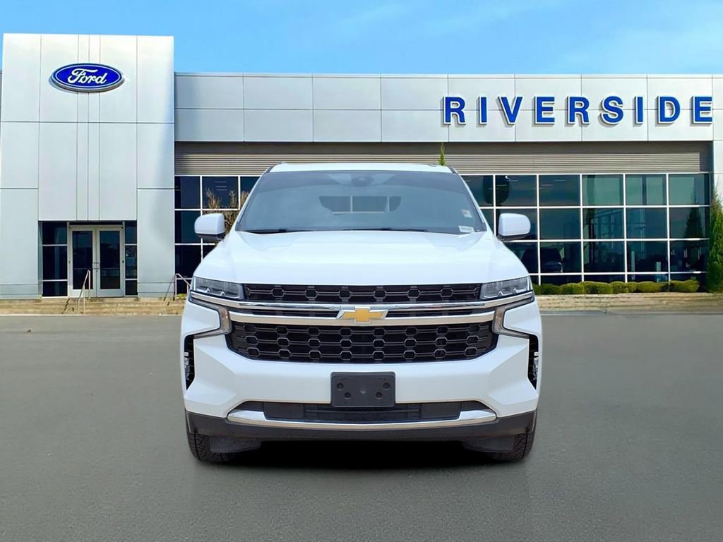 Used 2021 Chevrolet Suburban LS image 2