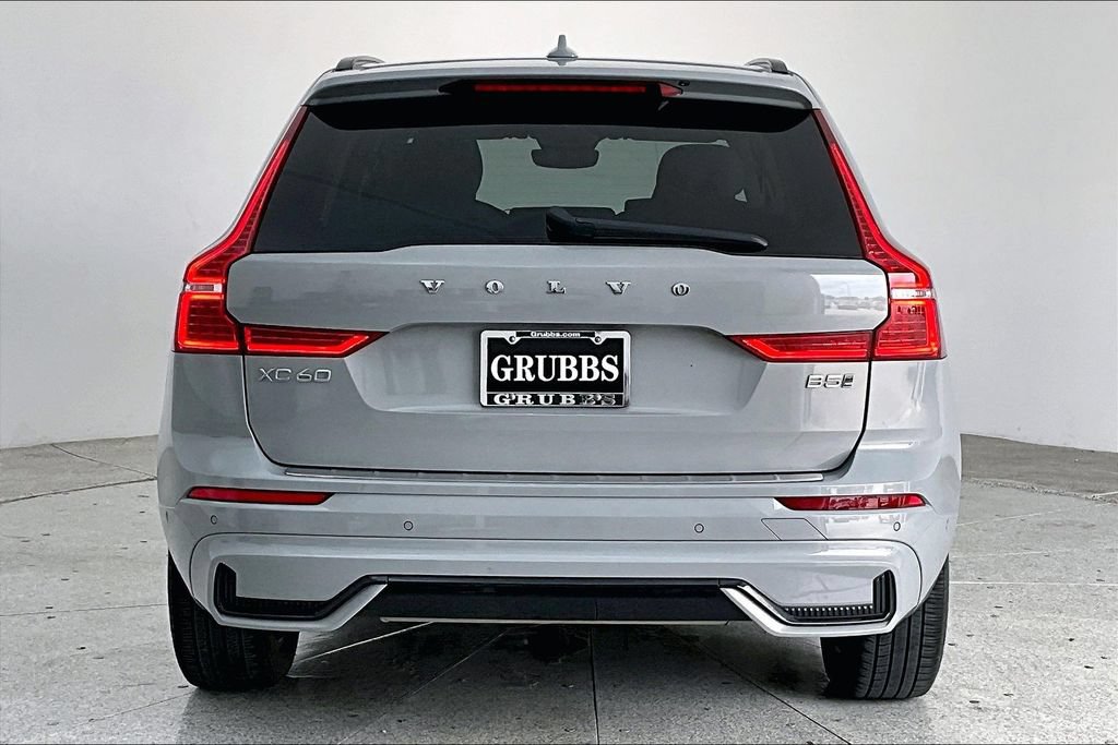 Used 2024 Volvo XC60 B5 Plus w/ Protection Package Premier AWD/4WD image 5