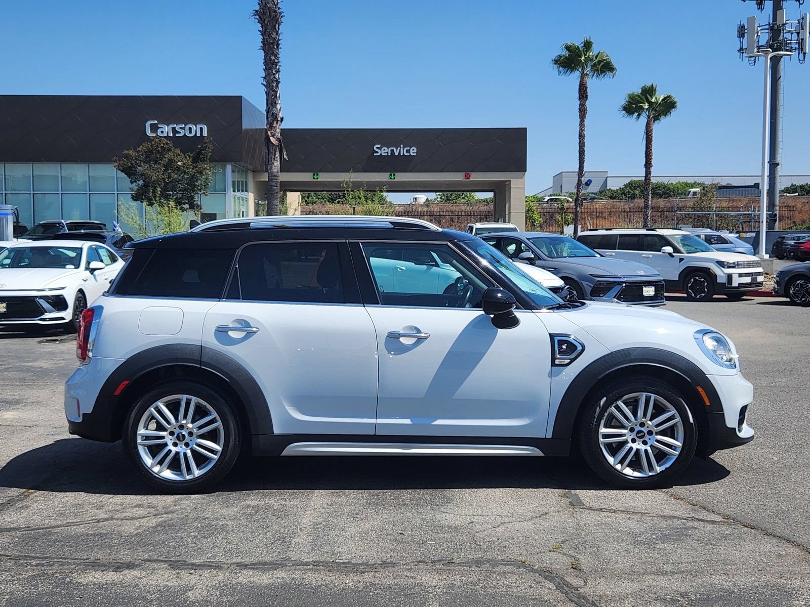 Used 2017 MINI Cooper Countryman S FWD image 7