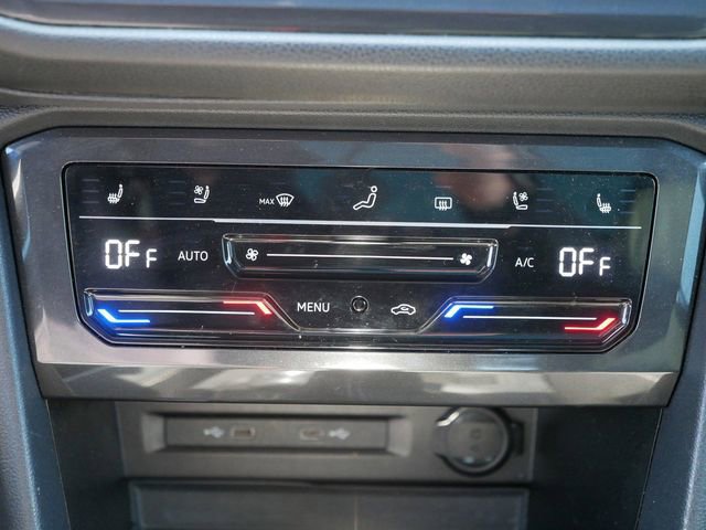 Certified 2023 Volkswagen Tiguan SEL R-Line image 31