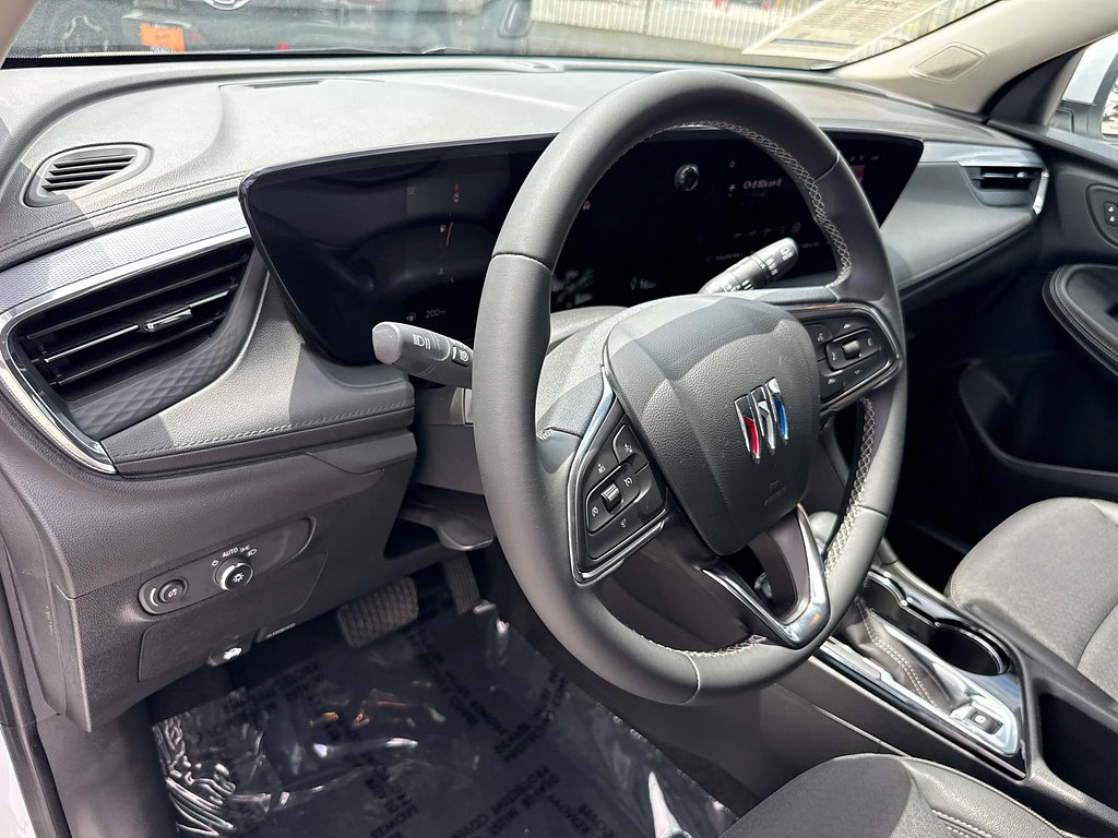 Used 2025 Buick Encore GX Preferred FWD image 24