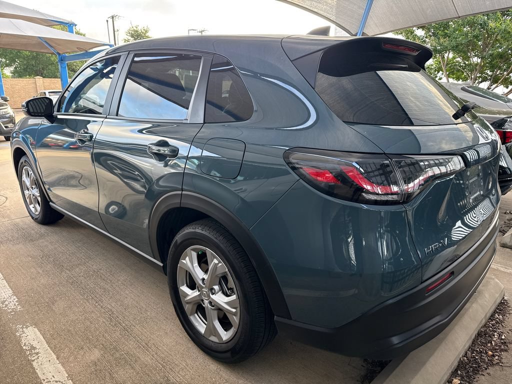 Used 2025 Honda HR-V LX image 7