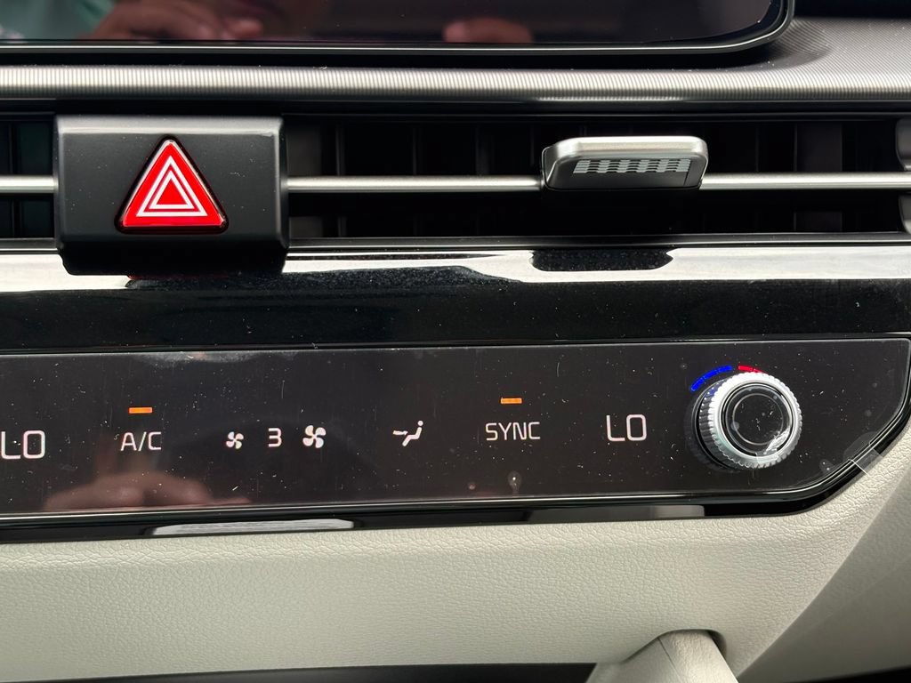 New 2026 Kia Sportage EX FWD image 26