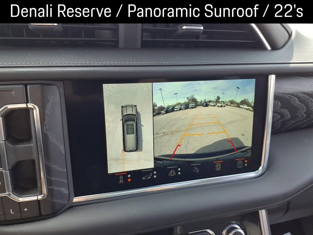 Used 2024 GMC Yukon Denali w/ Denali Reserve Package image 27