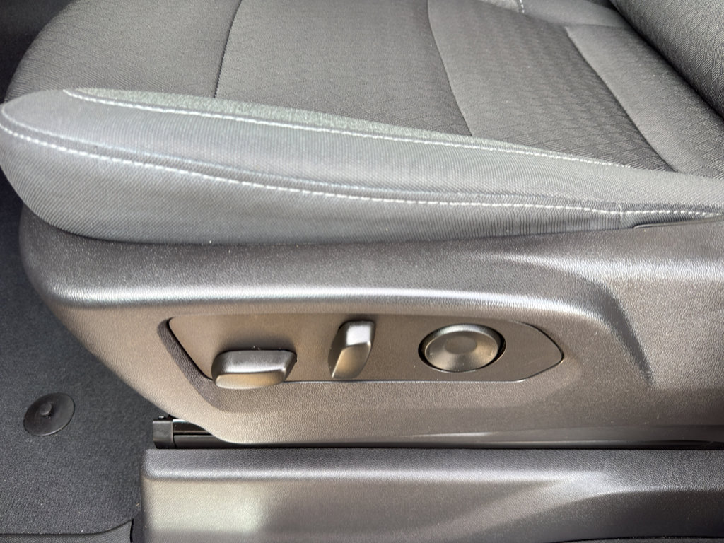 Used 2024 Chevrolet Silverado 1500 LT w/ Z71 Off-Road Package image 17