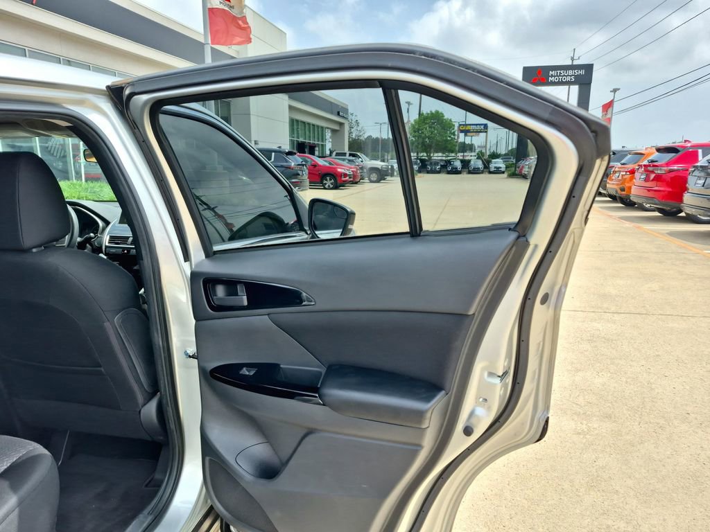 Used 2020 Mitsubishi Eclipse Cross LE FWD image 22