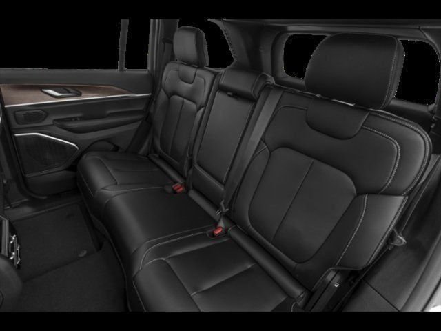 New 2026 Jeep Grand Cherokee Limited w/ Limited Altitude Package AWD/4WD image 16
