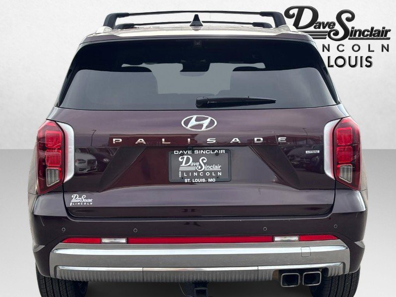 Used 2023 Hyundai Palisade Calligraphy image 4