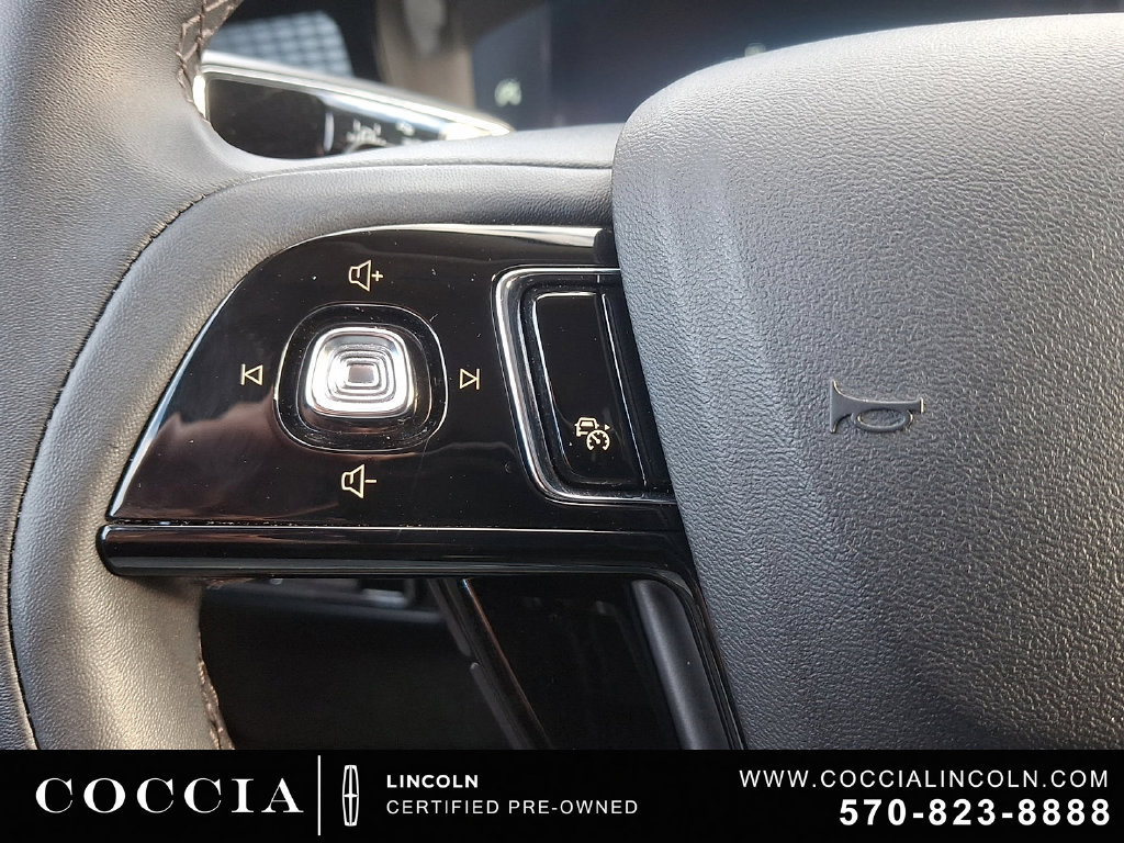 Certified 2024 Lincoln Corsair AWD image 22