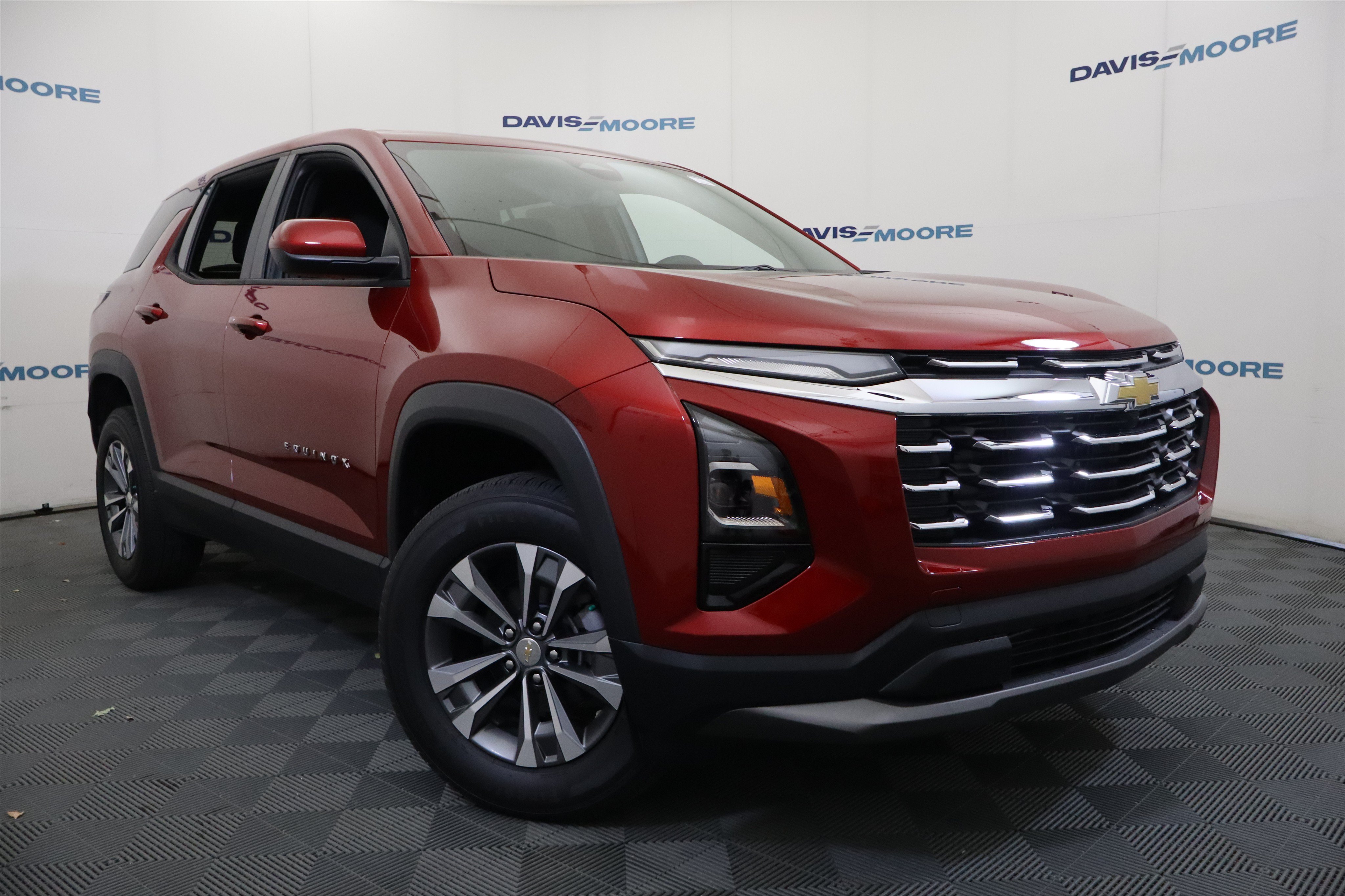 New 2027 Chevrolet Equinox LT FWD image 2