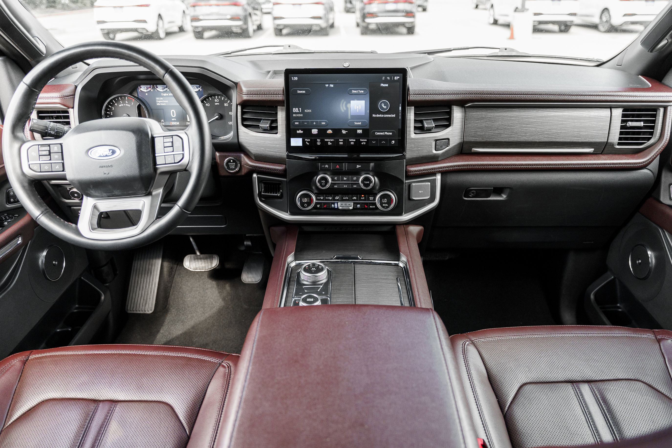 Used 2024 Ford Expedition Limited image 8