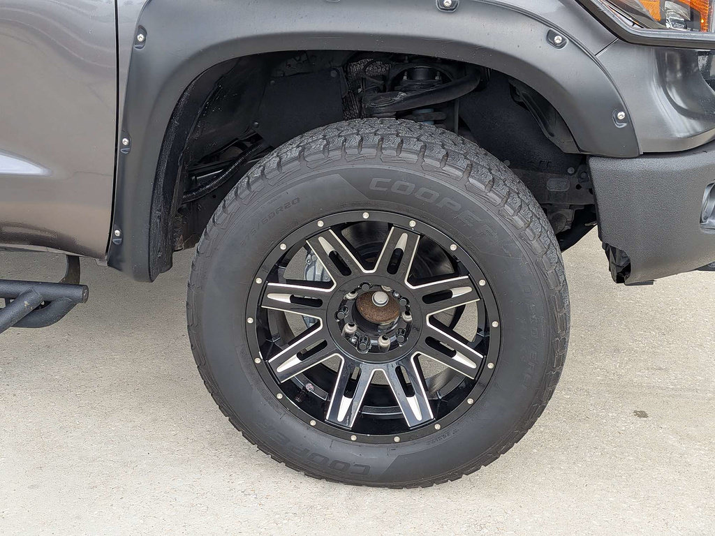 Used 2016 Toyota Tundra Limited w/ TRD Off Road Package RWD image 11