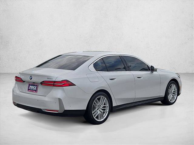 Used 2025 BMW 530i w/ Premium Package RWD image 5