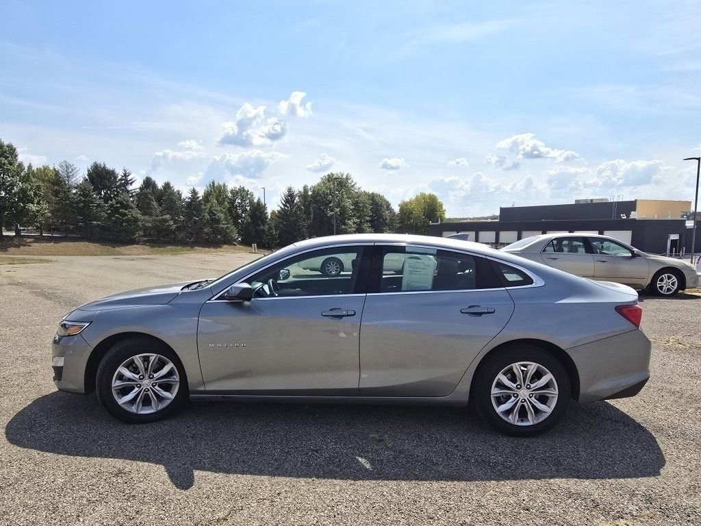 Used 2024 Chevrolet Malibu LT FWD image 10