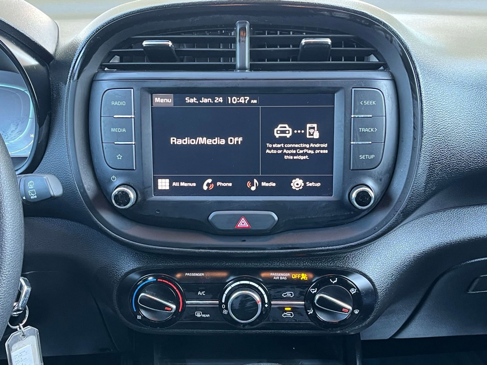 Used 2025 Kia Soul LX w/ LX Technology Package image 17