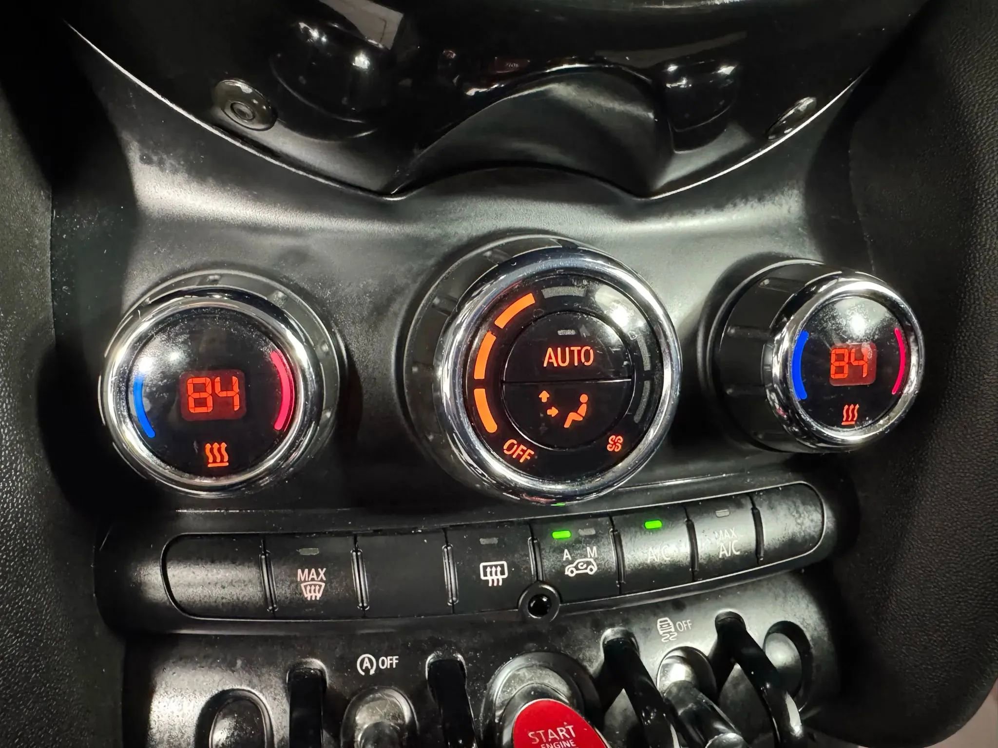 Used 2016 MINI Cooper 2-Door Hardtop image 17