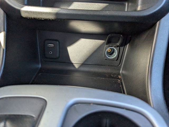 Used 2018 Chevrolet Colorado LT w/ LT Convenience Package image 16