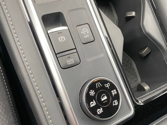 New 2026 Nissan Pathfinder SV image 19