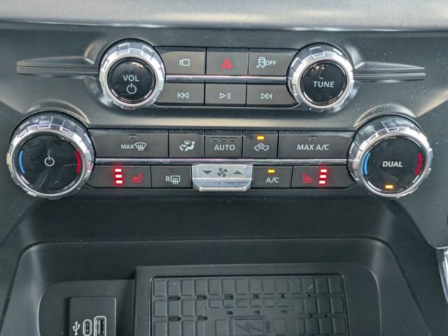 Used 2025 Ford F150 XLT w/ Equipment Group 302A MID image 21