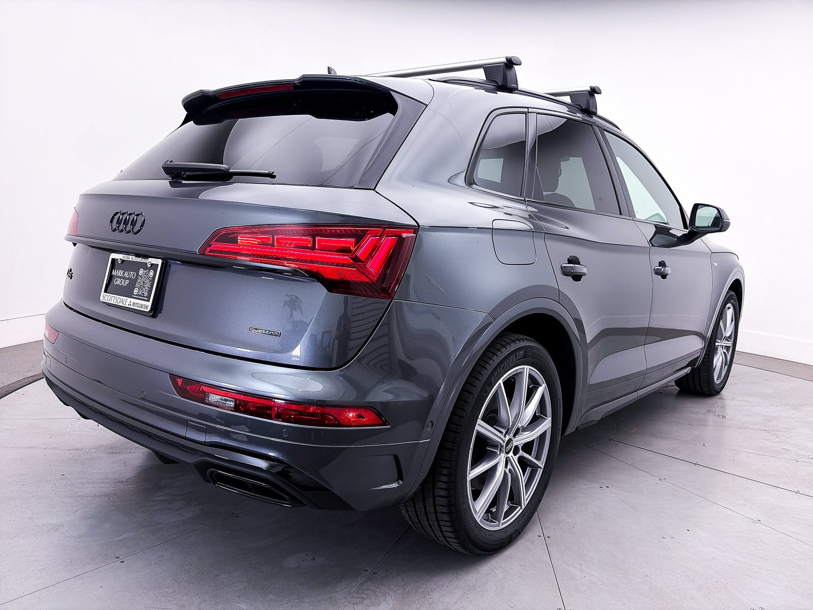 Used 2023 Audi Q5 e Prestige w/ Prestige Package AWD/4WD image 19