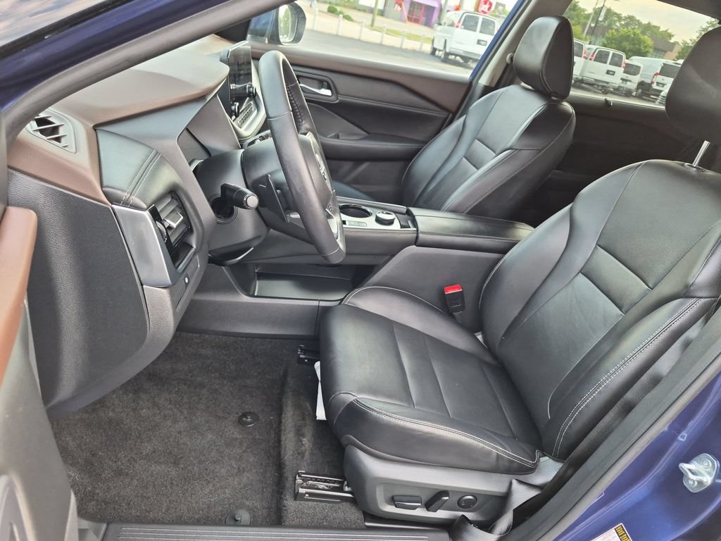 Used 2023 Nissan Rogue SL w/ SL Premium Package AWD/4WD image 11