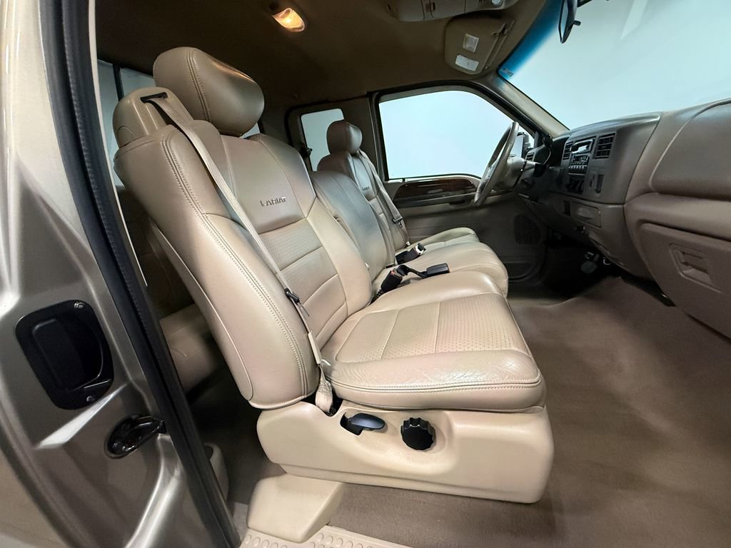 Used 2002 Ford F250 Lariat AWD/4WD image 12