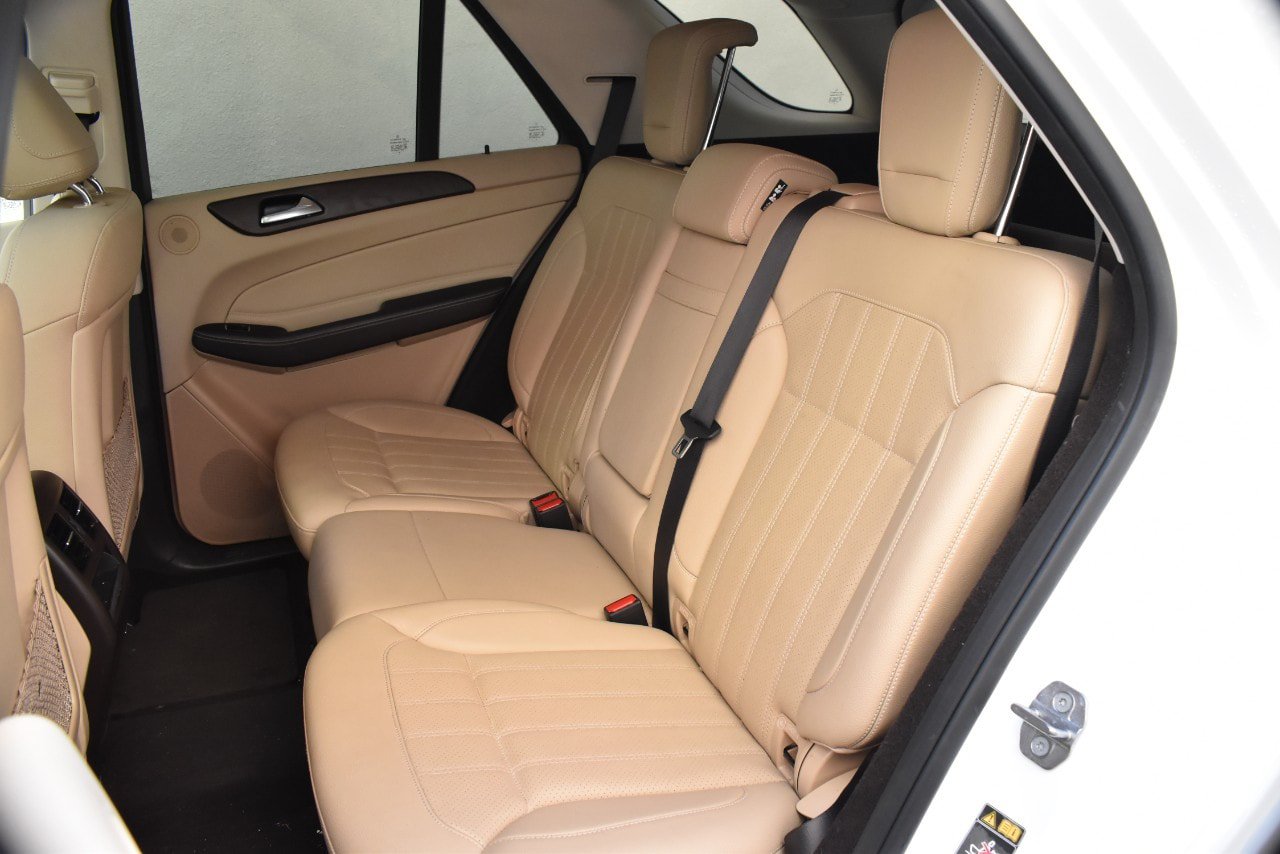 Used 2019 Mercedes-Benz GLE 400 4MATIC image 19
