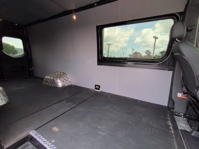 Used 2024 Mercedes-Benz Sprinter 3500 image 14