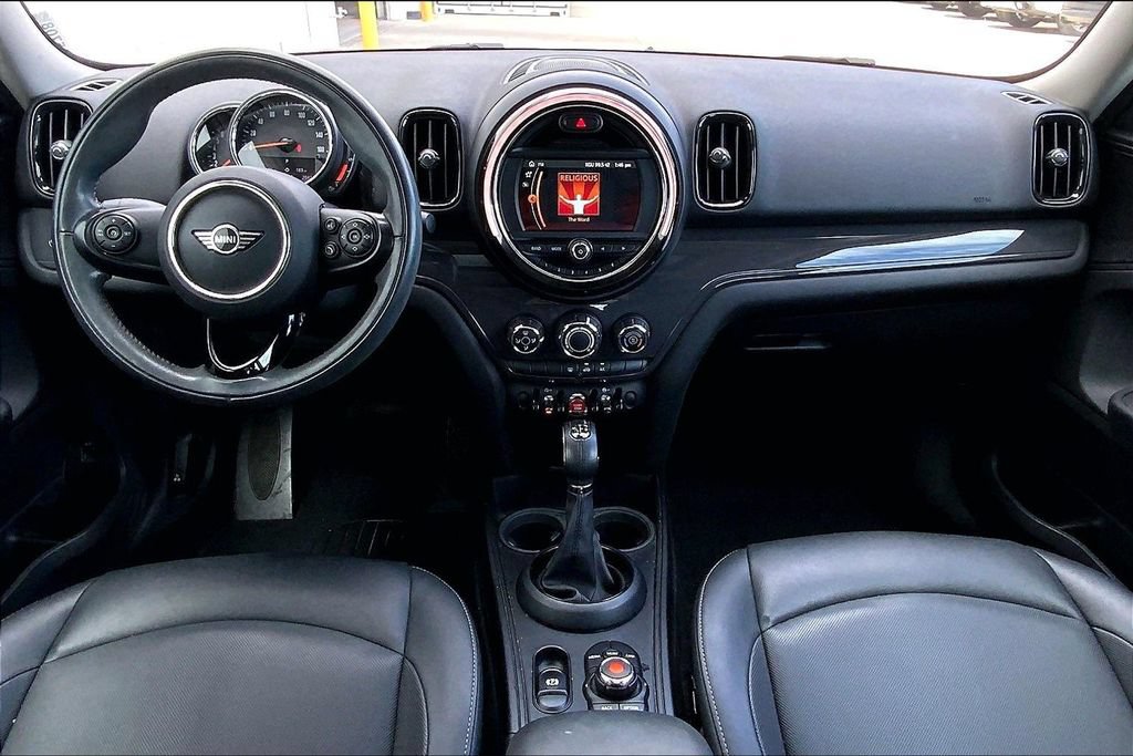 Used 2019 MINI Cooper Countryman w/ Storage Package FWD image 14