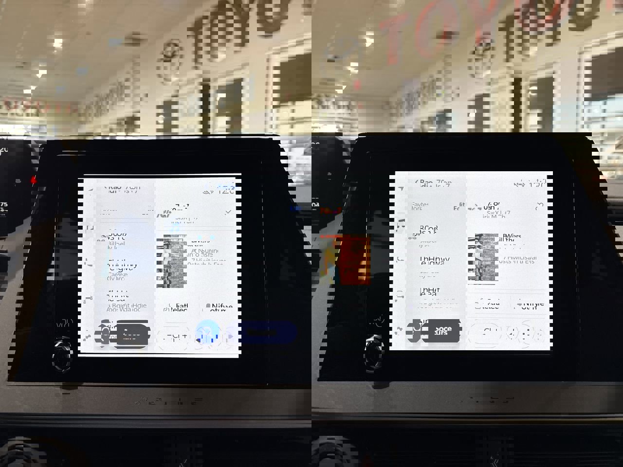 New 2026 Toyota Prius Plug-In Hybrid image 17