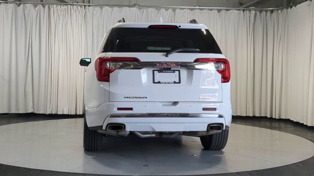 Used 2023 GMC Acadia Denali w/ Denali Technology Package AWD/4WD image 9