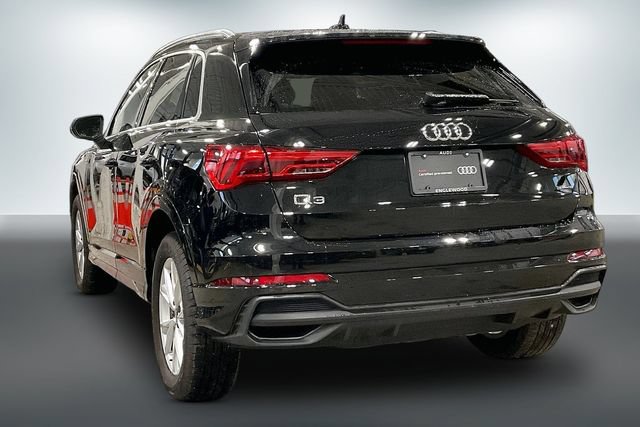 Certified 2023 Audi Q3 2.0T Premium w/ Convenience Package AWD/4WD image 12