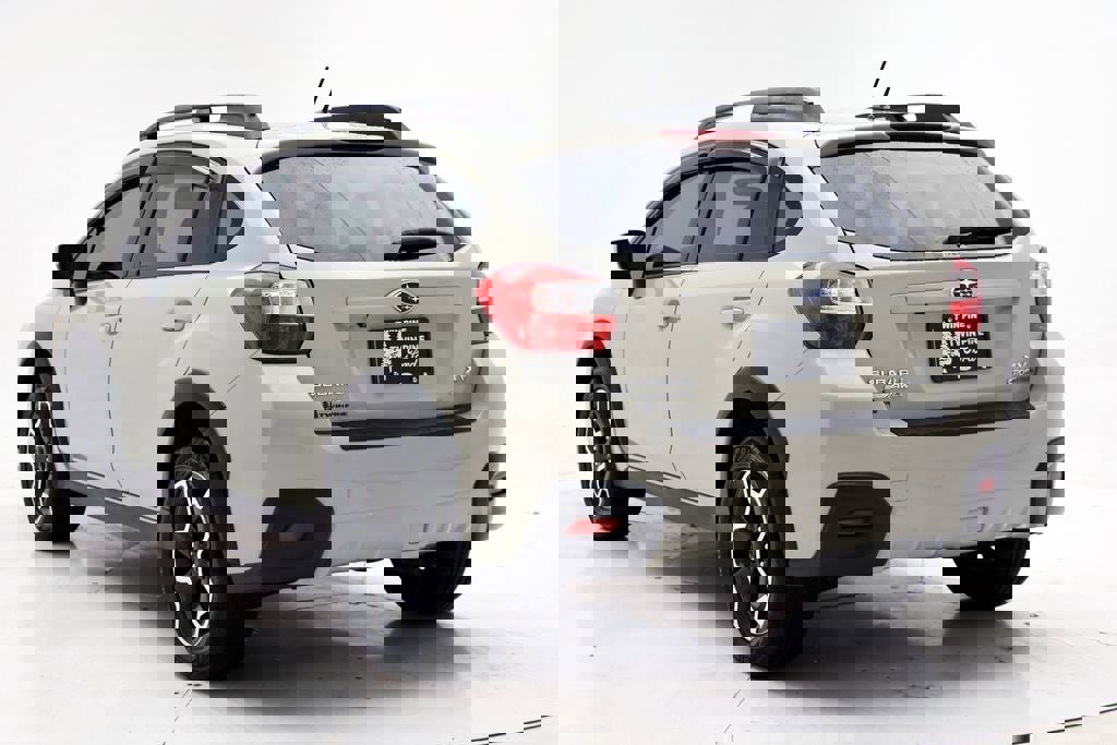 Used 2015 Subaru Crosstrek 2.0i Premium image 6