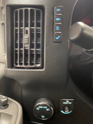 Used 2022 Chevrolet Express 3500 LS RWD image 13