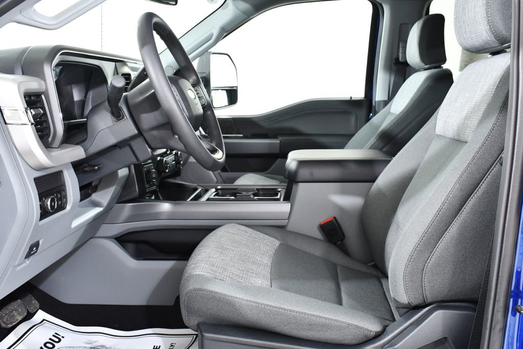 New 2026 Ford F350 XLT w/ XLT Premium Package image 6